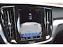 Volvo V60 B3 177PK Essential Black Edition | Leder | Getint Glas | 18'' | Climate |