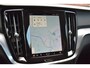 Volvo V60 B3 177PK Essential Edition | Leder | Getint Glas | 18'' | Climate | Black Pack |
