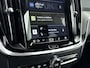 Volvo V60 T6 Plug-in hybrid Plus Dark Long Range | Leder | Keyless Entry | 19'' | Memory| Intellisafe Surround & Assist |  Getint Glas |