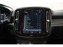 Volvo XC40 Recharge P8 AWD R-Design 3-fase [ Leder/Alcantara Stoelverwarming Harman/Kardon Adapt.cruise ]
