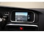 Volvo V40 1.5 T3 Nordic+ Aut. [ Navi LED Stoelverwarming Trekhaak ]