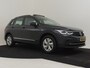 Volkswagen Tiguan 1.4 TSI 245pk eHybrid l Panoramadak l Elektr. Trekhaak l Stoel verwarming l Matrix LED l Adaptieve Cr Control