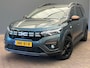 Dacia Jogger 1.6 Hybrid 140 Extreme 5p. Navigatie | Carplay | Climate Control | 16" Lichtmetaal | Digitaal Dashboard | Camera | Keyless | Achteruitrijcamera | Airco (automatisch) | Apple Carplay/Android Auto|telefoonintegratie premium