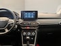 Dacia Jogger 1.6 Hybrid 140 Extreme 5p. Navigatie | Carplay | Climate Control | 16" Lichtmetaal | Digitaal Dashboard | Camera | Keyless | Achteruitrijcamera | Airco (automatisch) | Apple Carplay/Android Auto|telefoonintegratie premium