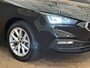 SEAT Leon Sportstourer 1.0 TSI Reference Climate | Cruise | Apple Carplay/Android Auto | | Achterbank in delen neerklapbaar | Bandenspanningscontrolesysteem | Bluetooth telefoonvoorbereiding