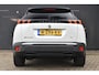 Peugeot e-2008 EV GT Pack 50 kWh 3 Fase 88% SOH | Alcantara | Stoelverwarming | Sfeerverlichting | 18"LMV | Climate Control | Navigatie | !!