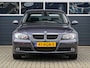 BMW 3-Serie 320i Executive | Climate control | Cruise control | PDC | Lichtmetalen velgen