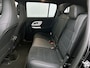 Mercedes-Benz GLB 250+ Business Solution AMG 7p. 85.5 kWh | Premium pakket | Winterpakket | Nightpakket | Parkeerpakket | Trekhaak | Vast panoramadak | Sfeerverlichting | GUARD 360° | 19” vijfspaaks AMG-velgen |