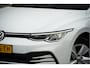 Volkswagen Golf 1.5 TSI 131PK 5drs Life Business BJ2022 Lmv 16" | Led | Pdc | App-Connect | Navi | Virtual cockpit | Dashboard verlichting | Climate control | Cruise control | Sportstoelen | Verwarmd stuur | Verwarmde voorstoelen | Extra getint glas