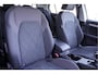 Volkswagen Golf 1.5 TSI 131PK 5drs Life Business BJ2022 Lmv 16" | Led | Pdc | App-Connect | Navi | Virtual cockpit | Dashboard verlichting | Climate control | Cruise control | Sportstoelen | Verwarmd stuur | Verwarmde voorstoelen | Extra getint glas