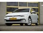 Volkswagen Golf 1.5 TSI 131PK 5drs Life Business BJ2022 Lmv 16" | Led | Pdc | App-Connect | Navi | Virtual cockpit | Dashboard verlichting | Climate control | Cruise control | Sportstoelen | Verwarmd stuur | Verwarmde voorstoelen | Extra getint glas