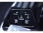 Volkswagen Golf 1.5 TSI 131PK 5drs Life Business BJ2022 Lmv 16" | Led | Pdc | App-Connect | Navi | Virtual cockpit | Dashboard verlichting | Climate control | Cruise control | Sportstoelen | Verwarmd stuur | Verwarmde voorstoelen | Extra getint glas
