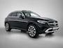 Mercedes-Benz GLC 300e 4MATIC Business Solution Luxury | Parkeerpakket met 360°-camera | Comfortpakket Plus | Trekhaak | Panoramaschuifdak | Sierdelen openporig hout aluminiumlines | DISTRONIC | 19 inch vijf-dubbelspaaks velgen |