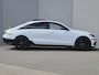 Hyundai Ioniq 6 First Edition AWD 77.4 kWh / SOH 100% / Fabrieksgarantie tot 02-2028 / Dealer onderhouden / CCS snelladen / WLTP bereik 519 km bereik stad 658 / Head Up Display / Trekgewicht 1.500 kg / Glazen schuif- en kanteldak / Stuur- Stoel & Achterbank verwarming / Bose Audio Systeem / Rondomzicht camera / Elektrische achterklep / Warmtepomp /