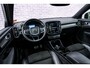 Volvo XC40 1.5 T5 Recharge R-Design | Trekhaak | 360° Camera | Harman/Kardon Audio | Panorama dak | Elektrisch Verstelbare Voorstoelen | Stoelverwarming voor en achter | BLIS | Cruise Control Adaptief | Keyless Entry | Elektrische Achterklep | Navigatie