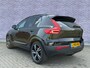 Volvo XC40 1.5 T5 Recharge R-Design | Plug-in Hybrid (PHEV) | Trekhaak | 360 Graden Camera | Harman Kardon Audio | Panoramadak | Elektrisch Verstelbare Voorstoelen | Stoelverwarming voor en achter | BLIS | Cruise Control Adaptief | Keyless Entry | Elektrische Achterklep | Navigatie