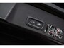 Volvo XC40 1.5 T5 Recharge R-Design | Trekhaak | 360° Camera | Harman/Kardon Audio | Panorama dak | Elektrisch Verstelbare Voorstoelen | Stoelverwarming voor en achter | BLIS | Cruise Control Adaptief | Keyless Entry | Elektrische Achterklep | Navigatie