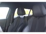 Peugeot 2008 1.2 130PK GT | NAVIGATIE 10" TOUCHSCREEN | APPLE CARPLAY/ANDROID AUTO | CRUISE CONTROL | ACHTERUITRIJ CAMERA | DODEHOEK BEWAKING | FULL LED KOPLAMPEN | 3-D INSTRUMENTENPANEEL | DAB+ RADIO | LICHTMETALEN VELGEN 17" |