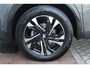 Peugeot 2008 1.2 130PK GT | NAVIGATIE 10" TOUCHSCREEN | APPLE CARPLAY/ANDROID AUTO | CRUISE CONTROL | ACHTERUITRIJ CAMERA | DODEHOEK BEWAKING | FULL LED KOPLAMPEN | 3-D INSTRUMENTENPANEEL | DAB+ RADIO | LICHTMETALEN VELGEN 17" |