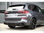 BMW X5 xDrive45e M-SPORT / PANO / TREKHAAK / MEMORY / 22" / DEALERONDERHOUDEN / ARCTIC GREY / TOPSTAAT