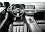 BMW X5 xDrive45e M-SPORT / PANO / TREKHAAK / MEMORY / 22" / DEALERONDERHOUDEN / ARCTIC GREY / TOPSTAAT