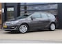 Opel Astra Sports Tourer 1.4 Turbo Blitz | Xenon | Navi | Cruise | Airco | Sensoren | Trekhaak | Half Leder