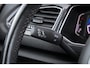 Volkswagen T-Roc 1.5 TSI Sport R afneembare Trekhaak | Stoel\Stuur verwarming | Camera Adaptive cruise | PDC | Carplay | Digitaal cockpit