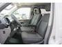 Volkswagen Transporter Kombi 2.0 TDI 110pk L1H1 | Airco | Bluetooth Telefoonvoorbereiding | 9 Zitplaatsen Op Kenteken | Ideaal Voor Camperombouw