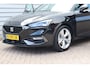 SEAT Leon Sportstourer 1.5 eTSI FR Launch Edition O.a: Clima, Navi, ACC, Carplay, PDC, Stoelverw, Etc. All-in prijs!