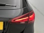 Mercedes-Benz A-klasse 180 AMG Line Night pakket | Panorama schuifdak | Black Multispaaks | Sfeerverlichting | Premium pakket Inclusief 24 maanden MB Certified garantie voor Europa.
