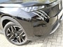 Peugeot 3008 Hybride 145 *** GT *** Le Quatorze Juillet * * Navigatie * Trekhaak * Stoel & Stuur Verwarming ** Elektrisch Bedienbare Achterklep * Achteruitrij Camera * Zwart * L.M. Velgen 19' * Adaptive Cruise Control * Keyless Entry & Start * Vingerhoets; Vierde Generatie Eersteklas Service. Al meer dan 100 jaar een begrip in de Brabantse Kempen.