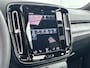 Volvo XC40 T5 Recharge Ultimate Dark | 19" Allseason | Panoramadak | Trekhaak | Harman Kardon | Elektr. verst. Stoelen | Full LED | Keyless | BLIS