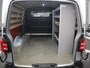 Volkswagen Transporter 2.0 TDI L2H1 DC 6 PERS / TREKHAAK / 1STE EIG / DEALER OH / LEDER / AIRCO / BLUETOOTH / CRUISE / NL-AUTO