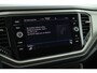 Volkswagen T-Roc 1.5 TSI 150pk DSG Style Trekhaak Camera Stoelverwarming Navigatie