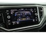 Volkswagen T-Roc 1.5 TSI 150pk DSG Style Trekhaak Camera Stoelverwarming Navigatie