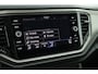 Volkswagen T-Roc 1.5 TSI 150pk DSG Style Trekhaak Camera Stoelverwarming Navigatie
