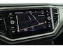 Volkswagen T-Roc 1.5 TSI 150pk DSG Style Trekhaak Camera Stoelverwarming Navigatie