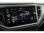 Volkswagen T-Roc 1.5 TSI 150pk DSG Style Trekhaak Camera Stoelverwarming Navigatie