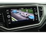 Volkswagen T-Roc 1.5 TSI 150pk DSG Style Trekhaak Camera Stoelverwarming Navigatie