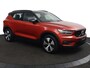 Volvo XC40 T4 Recharge R-Design Expression | Adaptieve Cruise control | Stoel en stuurwielverwarming | LED | BLIS | Parkeersensoren achter |