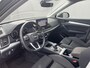 Audi Q5 55 TFSI e S edition / 367 PK! / Elektrische Trekhaak (2.000KG) / Quattro Aandrijving / Virtual Cockpit / Navigatie / S-line Exterieur / Stoelverwarming / Parkeersensoren Voor&Achter / All Season Banden / 20" Lichtmetalen Velgen / Elektrische Kofferbak /