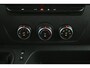 Renault Master T35 2.3 dCi L3H2 | MARGE | Airco | Cruise | Slaapcabine | 3 Zits | Trekhaak | Parkeersens