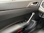 Volkswagen Polo 1.0 TSI Sportline Automaat (SCHUIFDAK, APPLE CARPLAY, KEYLESS, CLIMATE, MODE KNOP, SPORTSTOELEN, ADAPTIVE CRUISE, LM VELGEN, GETINT GLAS, NIEUWSTAAT)