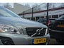 Volvo XC60 2.4 D5 AWD Momentum | ACC | Parkeersensoren | BLIS | Clima | Elek Ramen | NL auto!! | Keurige auto laatste beurt en distributie riem vervangen bij 171400.