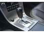 Volvo XC60 2.4 D5 AWD Momentum | ACC | Parkeersensoren | BLIS | Clima | Elek Ramen | NL auto!! | Keurige auto laatste beurt en distributie riem vervangen bij 171400.