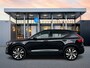 Volvo XC40 Recharge Twin Ultimate 82 kWh | 20" | Leder/Nubuck | Trekhaak | Getint Glas | Panoramadak | 360 Camera | Elektr. verst. Stoelen | Adaptieve Cruise | BLIS | Keyless | Stoel/Stuurverwarming | Warmtepomp