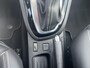 Renault Clio 1.2 TCe Initiale AUTOMAAT l CAMERA l LEDER l VOORSTOELEN VERWARMD l MIDDENARMSTEUN