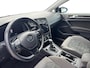 Volkswagen Golf 1.5 TSI Highline Automaat | Trekhaak | Adaptieve Cruise Control | Parkeersensoren | Apple Carplay/Android Auto | Climate Control |
