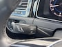 Volkswagen Golf 1.5 TSI Highline Automaat | Trekhaak | Adaptieve Cruise Control | Parkeersensoren | Apple Carplay/Android Auto | Climate Control |