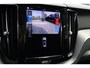 Volvo XC60 2.0 T6 Plug-in hybrid AWD Plus Dark | BLIS | Trekhaak | Leder | 360cam |
